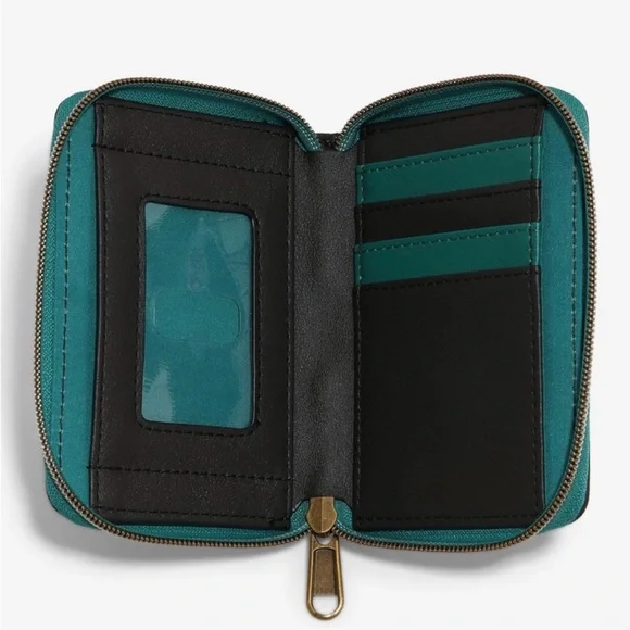 Loungefly Snow White and The Seven Dwarves Floral Apple Zipper Wallet NWT - Picture 2 of 3